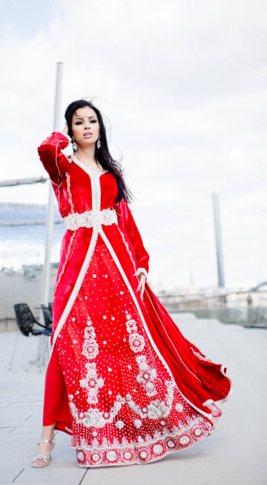 Red Marokkan Fashion Duesseldorf High Quality Glamour Dress Photographer Vogue